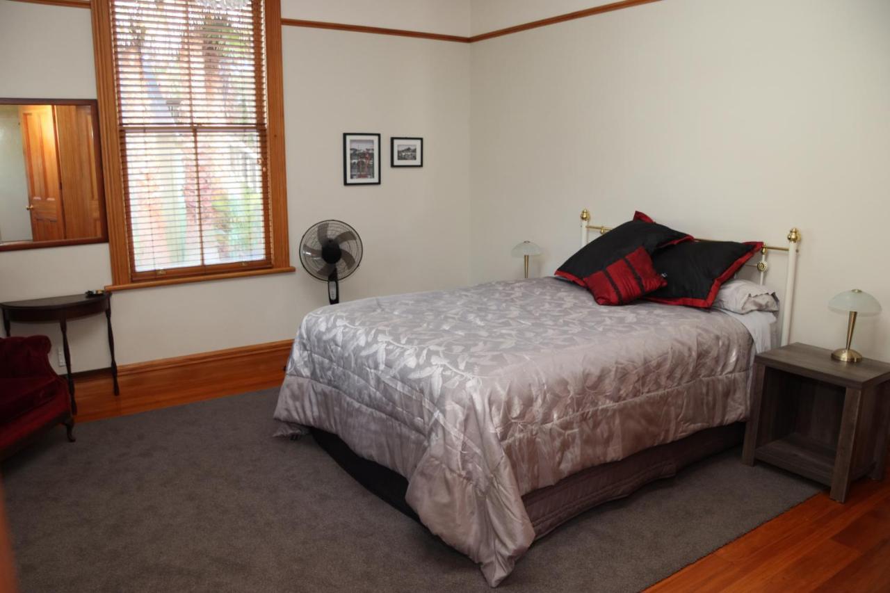 Headlands Estate Apartment Whanganui Exterior photo